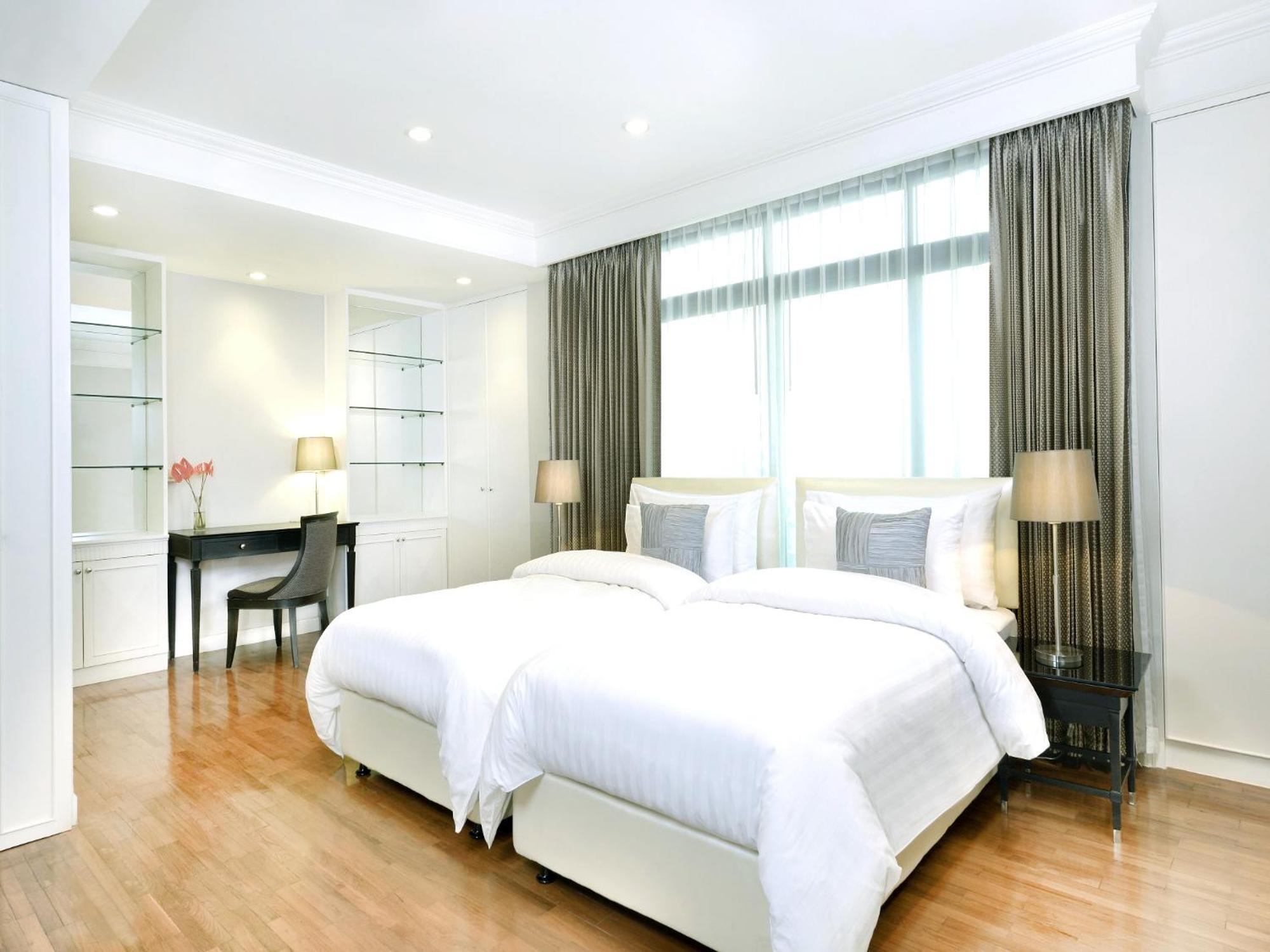Centre Point Chidlom - Sha Extra Hotel